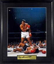 Load image into Gallery viewer, Muhammad Ali B&W "Heavyweight Champion" Colored Photograph Framed Display (Engraved Series)