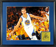 Load image into Gallery viewer, Golden State Warriors Stephen Curry "AIRPLANE" Framed Photo (Engraved Series)