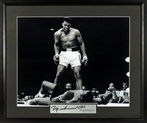 Muhammad Ali "Heavyweight Champion" B&W Photograph Framed Display (Engraved Series)