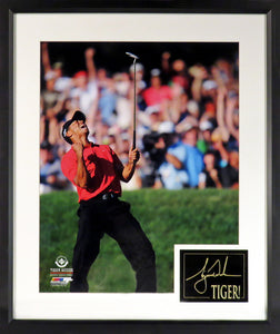 Tiger Woods "2015 Masters" Framed Photograph (Engraved Series)